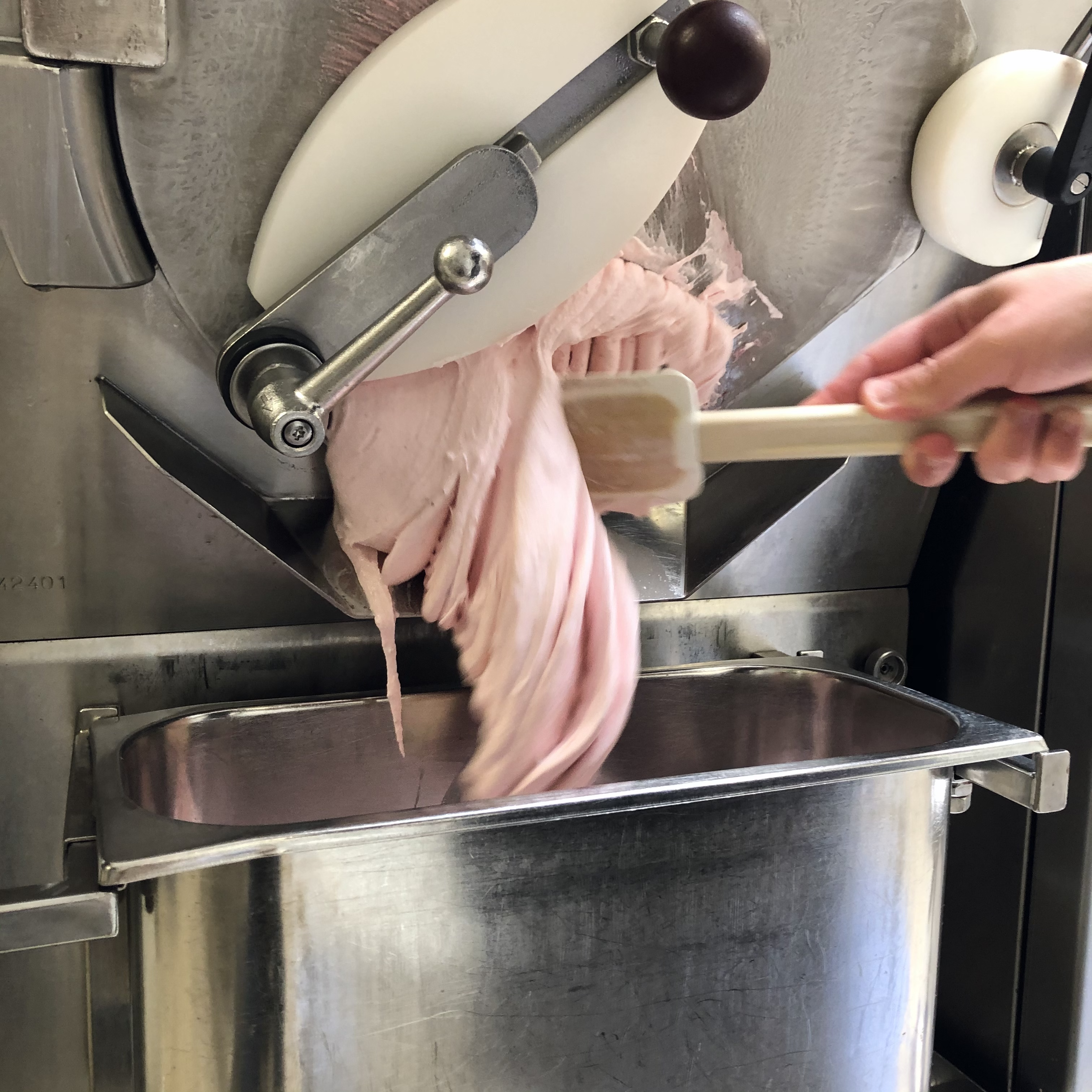 Ijsdraaien bij Ijssalon de Mient